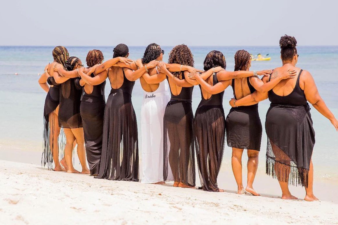 The Best Bachelorette Bride Squads Of Summer '17
